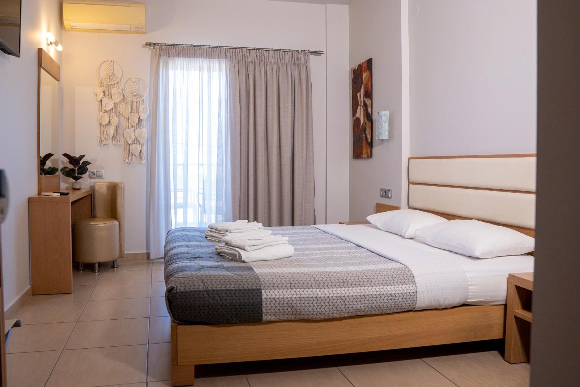 Hotel Epavlis Eleftheriadi Paralía Extérieur photo