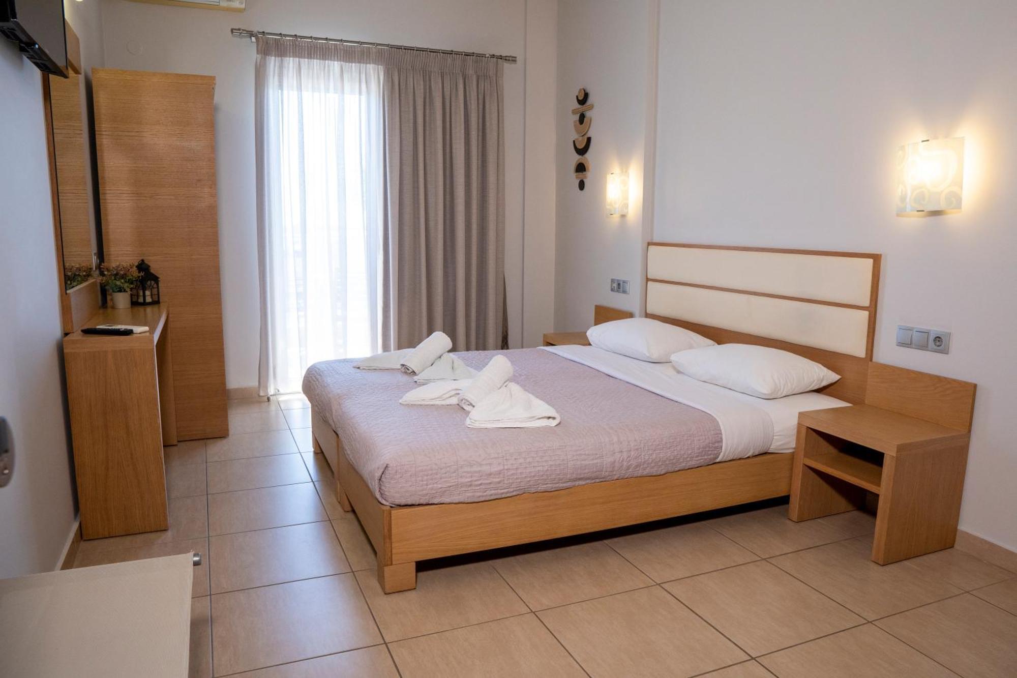 Hotel Epavlis Eleftheriadi Paralía Extérieur photo