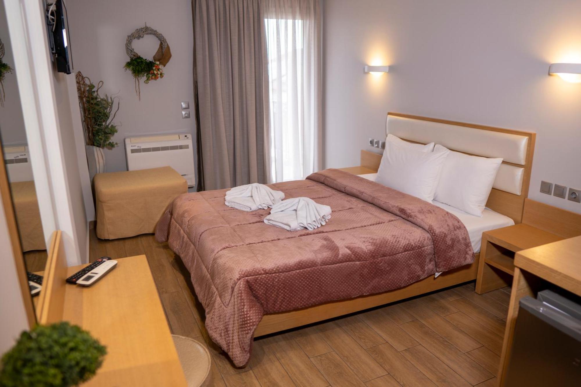 Hotel Epavlis Eleftheriadi Paralía Extérieur photo