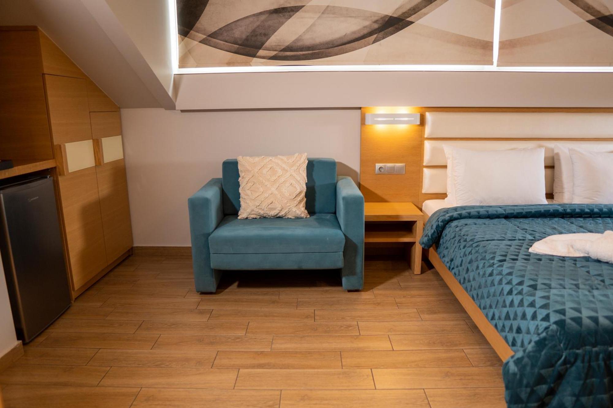 Hotel Epavlis Eleftheriadi Paralía Extérieur photo