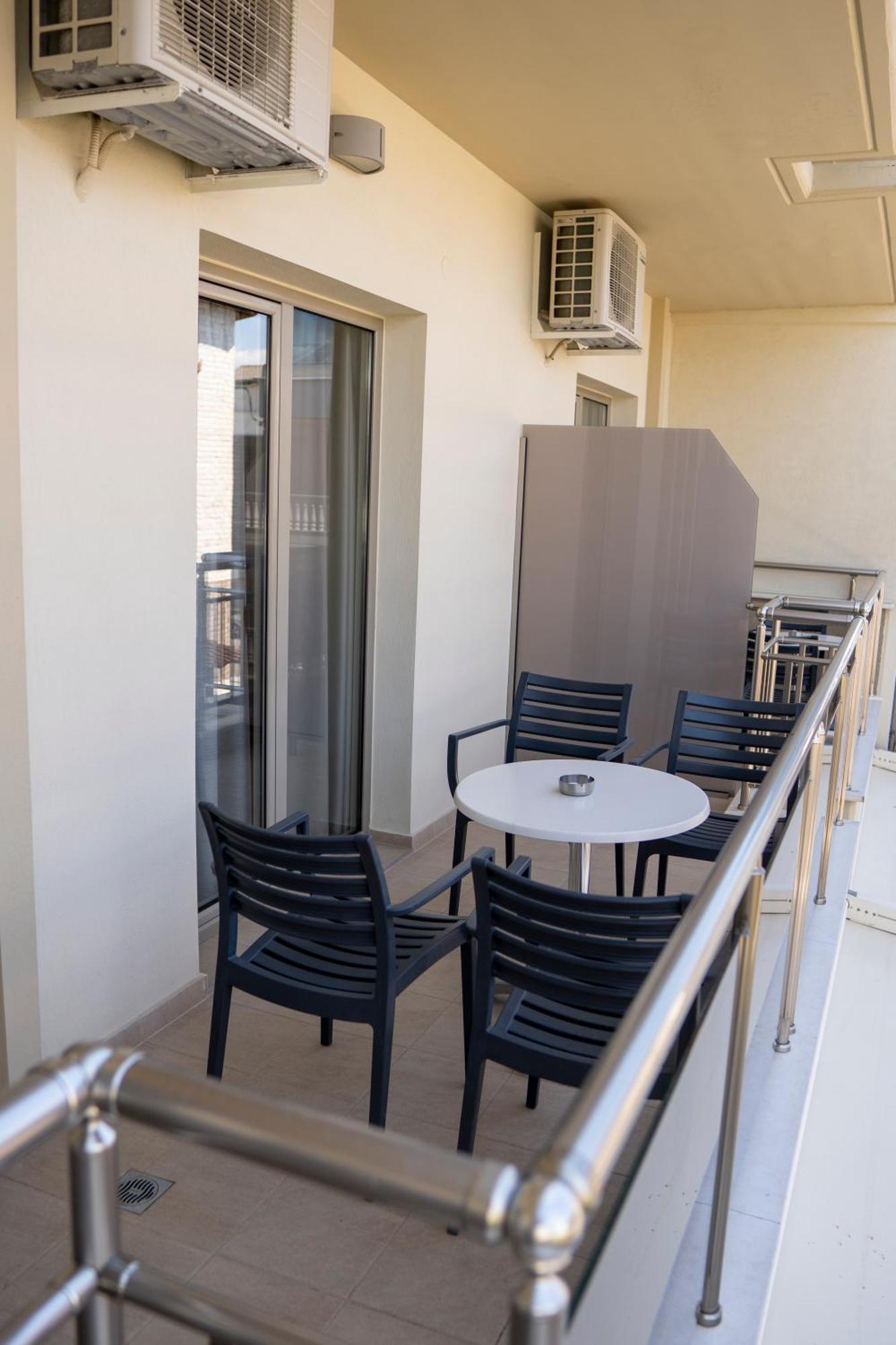 Hotel Epavlis Eleftheriadi Paralía Extérieur photo